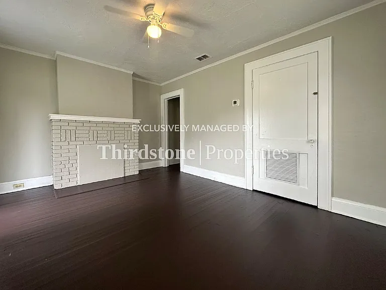 3048 Hunt St — Photo 4