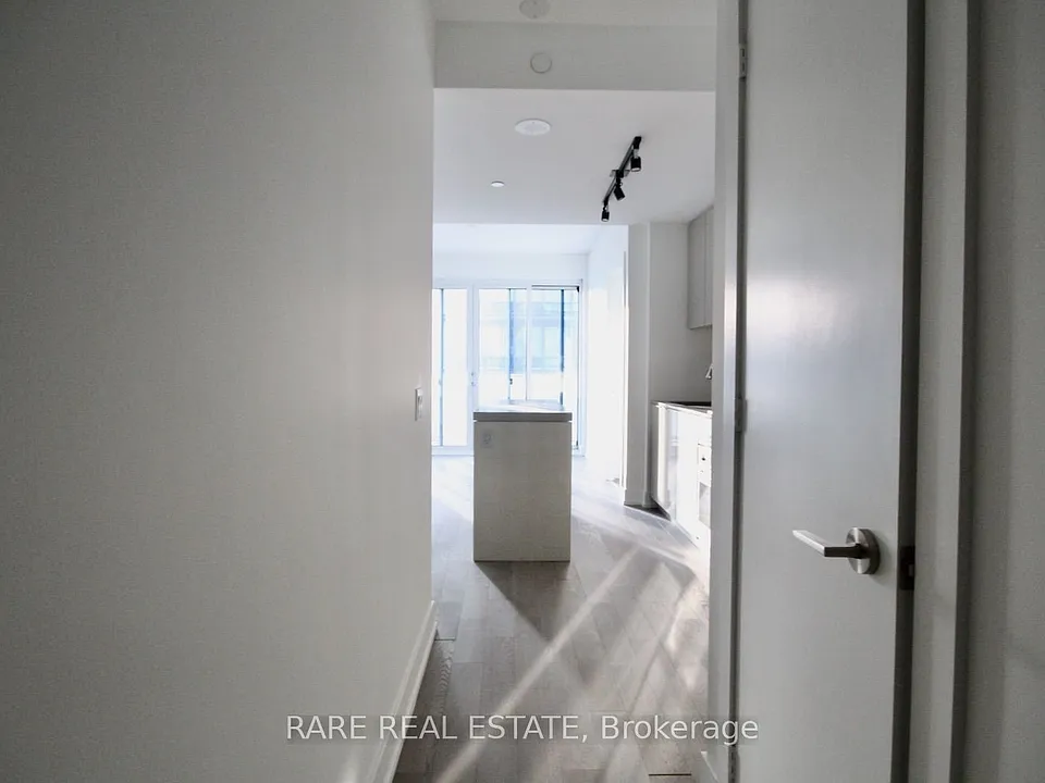 7 Grenville St #1901