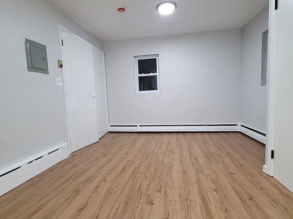 4th image of 6 Church St #C