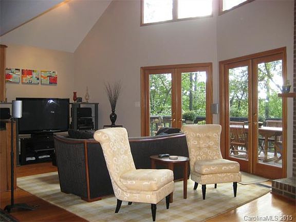 3rd image of 13216 Harbor Oaks Ln