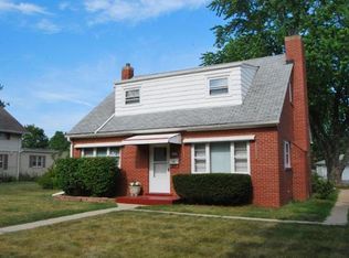 5736 N 69th St, Milwaukee, WI 53218