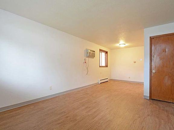 3rd image of 1230 7th St W APT 1