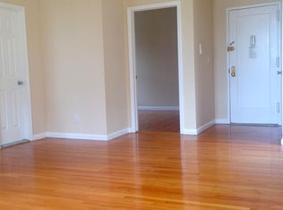3036 Bronxwood Ave APT 3B, Bronx, NY 10469