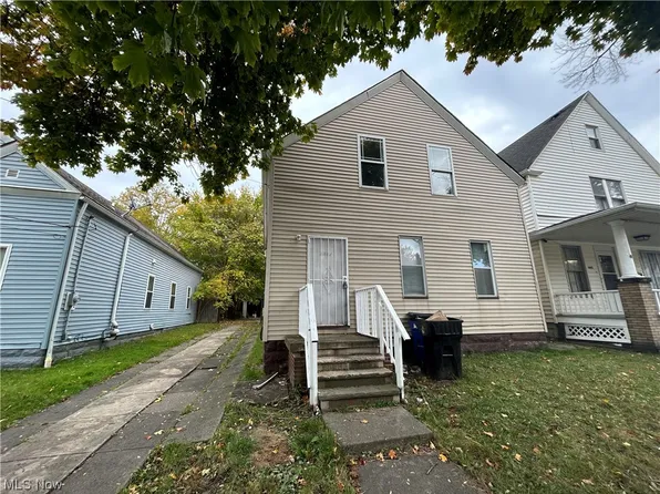 3613 E 59th St, Cleveland, OH 44105