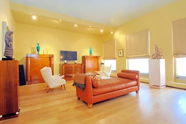 Rented by City Connections Realty | media 60