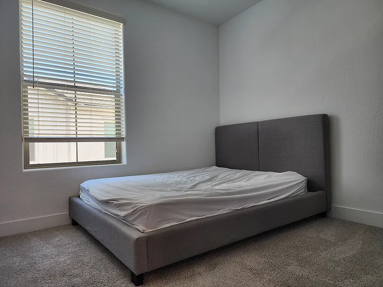 2816 E Teaberry Dr — Photo 10