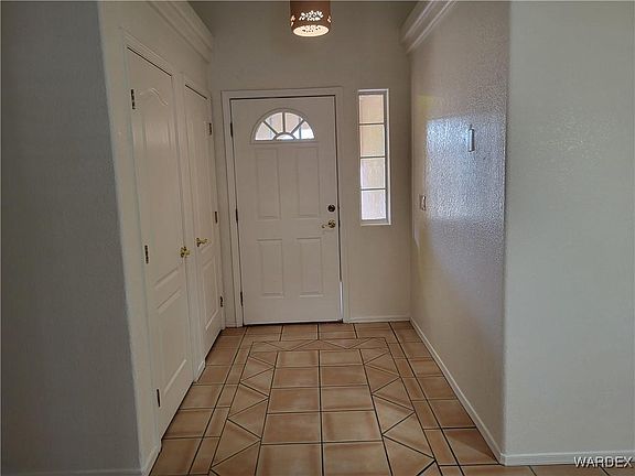 3rd image of 6126 S Los Lagos Cir