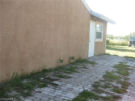 3rd image of 4023 W Sunflower Cir