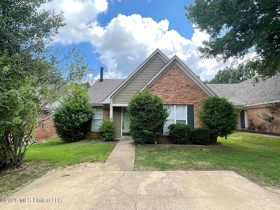 1st image of 1077 McGowan Dr