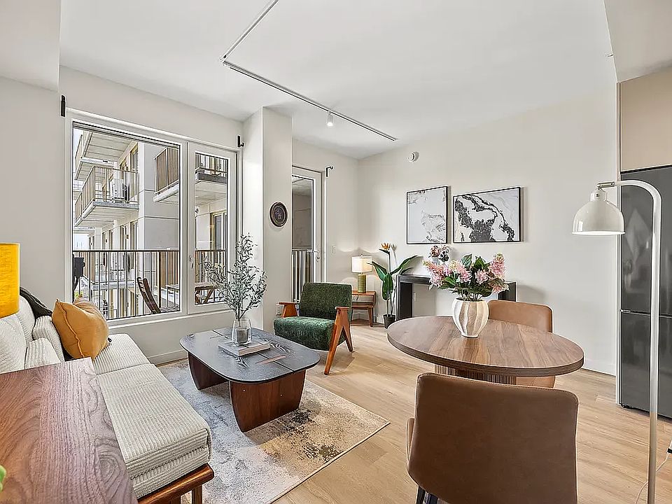 1st image of 16 West St #303