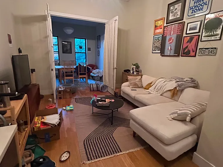 351 Melrose St #3 — Photo 3