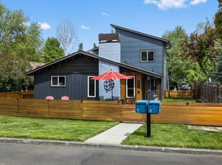 830 NW 12th St #1-2, Bend, OR 97703