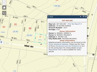 30 Island Ave, Orono, ME 04473