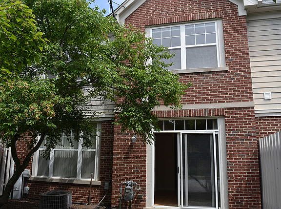 2nd image of 302 Pine Lake Cir #0