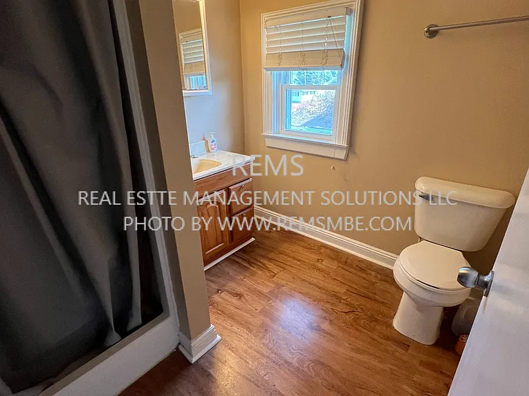 222 Mill St — Photo 2