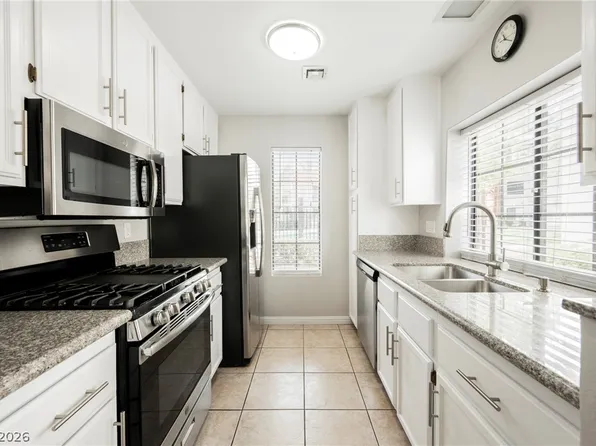 4836 Nara Vista Way Unit 104, Spring Valley, NV 89103