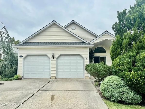 57 Summerhill Drive, Manahawkin, NJ 08050