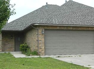 11441 NW 9th Ter, Yukon, OK 73099