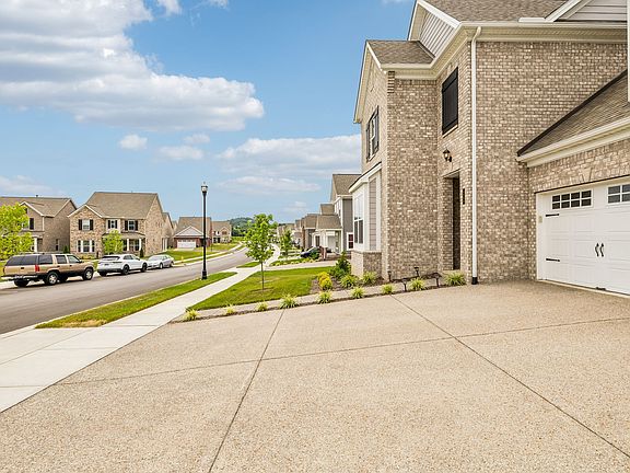 4th image of 4098 Flowing Creek Dr
