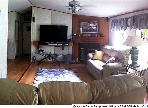 3rd image of 21045 Vincent Acres Cir
