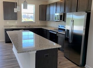 425 Seeback Dr, Charles Town, WV 25414