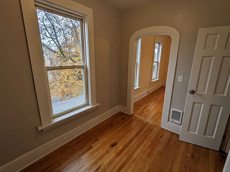 26 Hampden St — Photo 14