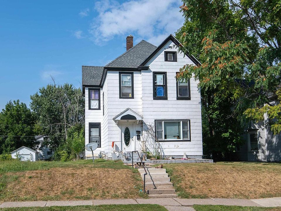 1st image of 616 W 14th St