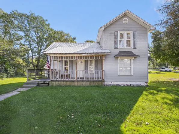 307 W Center St, Waldron, MI 49288