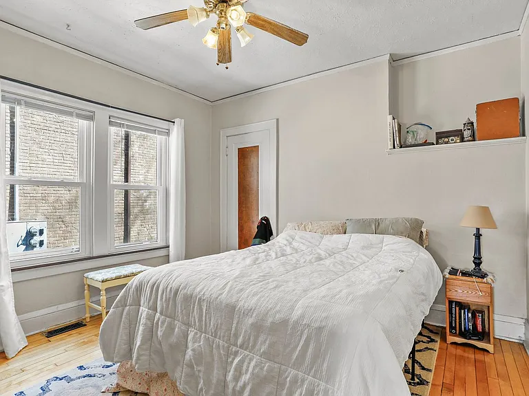 1342 Rutledge St — Photo 8