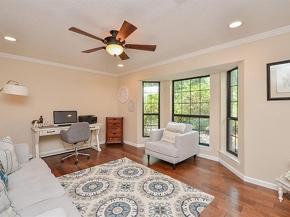 5th image of 3806 Wildwood Ridge Dr