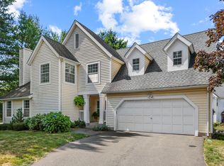 2 Southbridge Ct UNIT 2, Simsbury, CT 06070