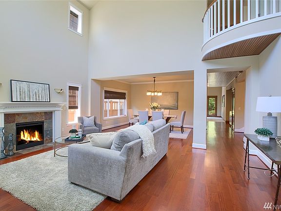 2nd image of 2603 20th Ave NE