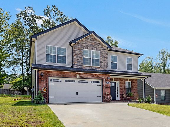 2nd image of 1094 Whitney Dr