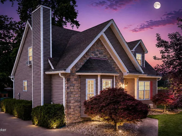 7900 Laura Jean Ct, Louisville, KY 40291