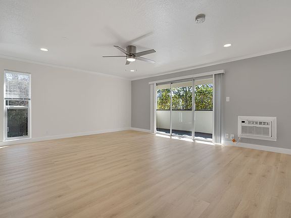 4th image of 899 Webster St APT 2