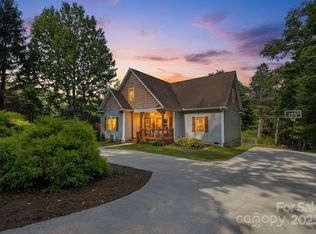2089 Swiss Pine Lake Dr, Spruce Pine, NC 28777
