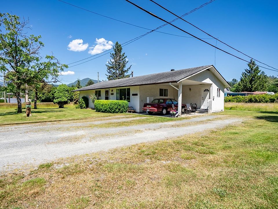 1st image of 25792 Dewdney Trunk Rd