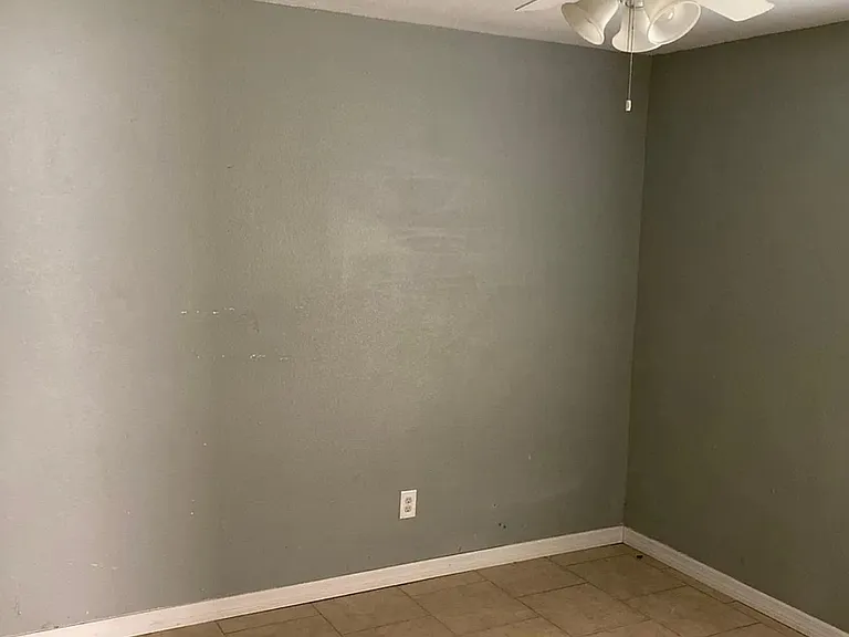 613 Cassine Dr — Photo 13