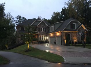6865 Piershill Ln, Cary, NC 27519