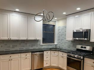 12 Dean Rd #2R, Brookline, MA 02445