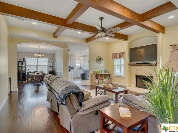 349 Jake Dr, Jarrell, TX 76537