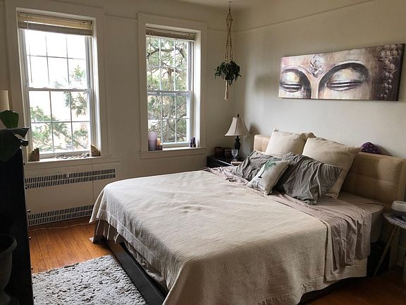 2nd image of 170 Irvington Ave APT 302