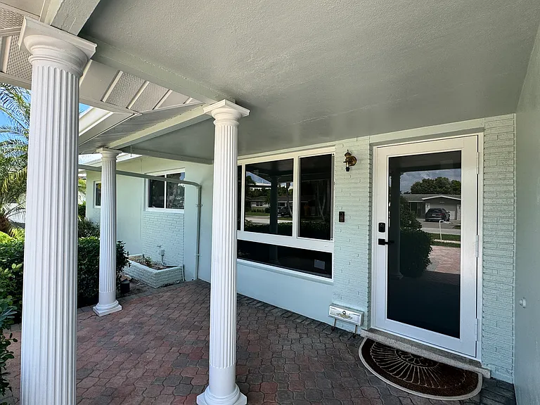 3908 Grant St — Photo 3