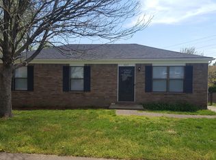 4317 Chenwood Ln, Jeffersontown, KY 40299