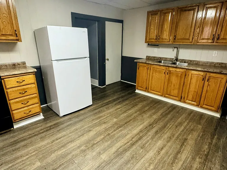 803 N Mulberry St — Photo 7