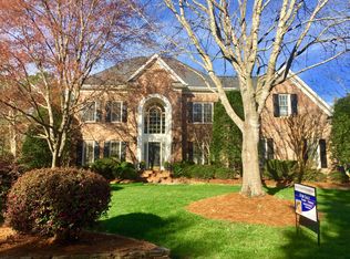 1825 Dove Cottage Dr, Charlotte, NC 28226