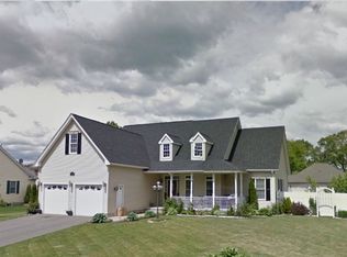 348 Cooper St, Agawam, MA 01001