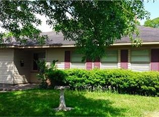 2307 Basket St, Pasadena, TX 77502