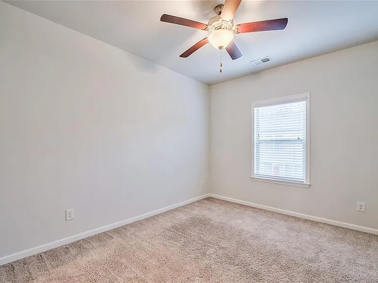 2510 Great Silver Fir Aly — Photo 20