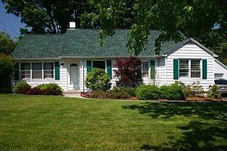 1st image of 60 Campmeeting St